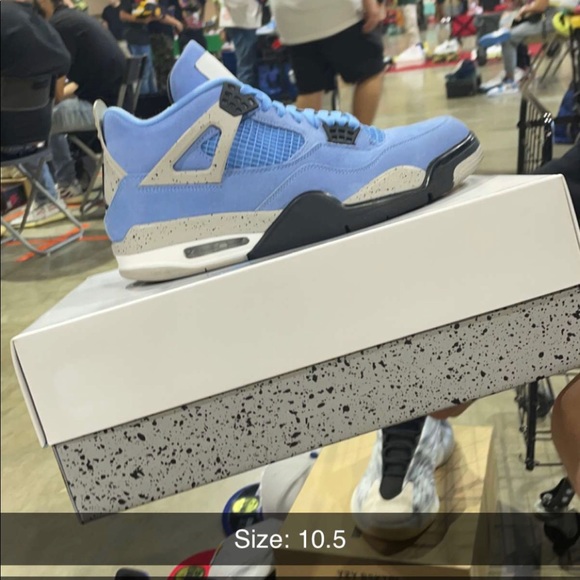 I’m selling the University Blue 4’s
